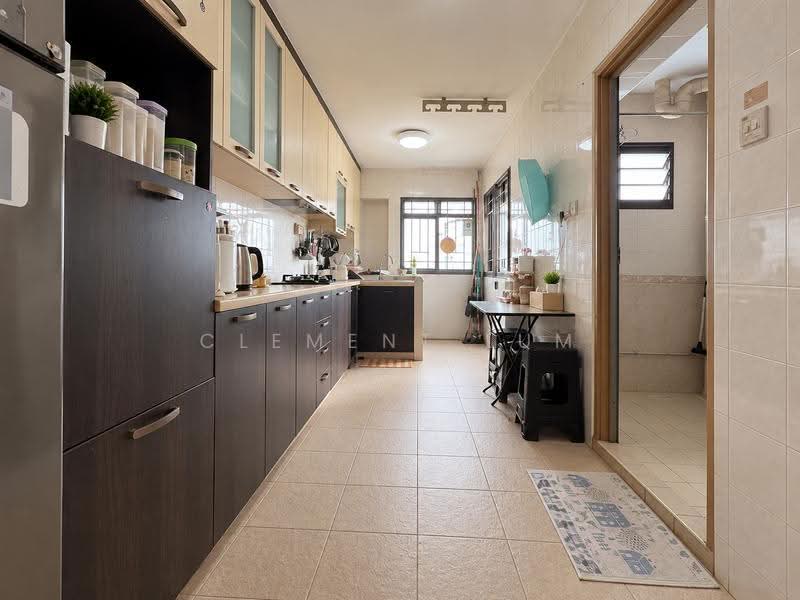 63 Teban Gardens Road, 63 Teban Gardens Road, Boon Lay / Jurong / Tuas, 3 Bedrooms, 1,238 sqft, HDB Flat For Sale, by Clement Lum, 500264290 - Kitchen - PropertyGuru.com.sg