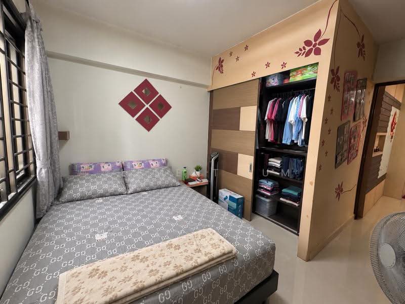 63 Teban Gardens Road, 63 Teban Gardens Road, Boon Lay / Jurong / Tuas, 3 Bedrooms, 1,238 sqft, HDB Flat For Sale, by Clement Lum, 500264290 - Bedroom - PropertyGuru.com.sg