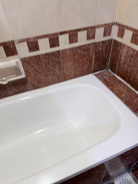 The Anchorage, 370H Alexandra Road, Alexandra / Commonwealth, 3 Bedrooms, 1,830 sqft, Condominium For Rent, by Kelvin Chin, 500264293 - Bathroom - PropertyGuru.com.sg