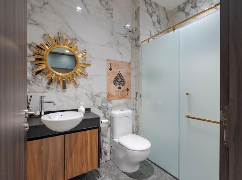 Serangoon Garden Estate, Cooling Close, Hougang / Punggol / Sengkang, 5 Bedrooms, 3,500 sqft, Corner Terrace For Sale, by Jared Yan, 500264324 - Bathroom - PropertyGuru.com.sg