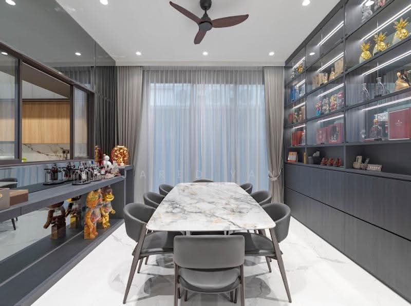 Serangoon Garden Estate, Cooling Close, Hougang / Punggol / Sengkang, 5 Bedrooms, 3,500 sqft, Corner Terrace For Sale, by Jared Yan, 500264324 - Dining Room - PropertyGuru.com.sg