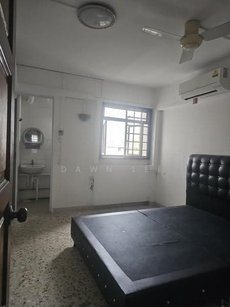 178 Ang Mo Kio Avenue 4, 178 Ang Mo Kio Avenue 4, Ang Mo Kio / Bishan / Thomson, 2 Bedrooms, 732 sqft, HDB Flat For Sale, by Dawn Lee, 500264328 - Bedroom - PropertyGuru.com.sg
