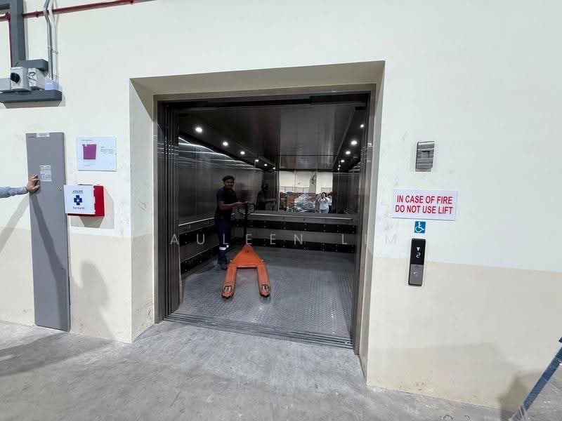 SENOKO DRIVE, Senoko, Admiralty, North Coast Drive, Sembawang / Yishun, 12,000 sqft, Warehouse For Rent, by Pauleen Lim, 500264338 - Cargo lift - CommercialGuru.com.sg