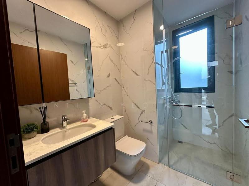 Lattice One, 1 Seraya Crescent, Ang Mo Kio / Bishan / Thomson, 3 Bedrooms, 872 sqft, Condominium For Rent, by Anthea Yeo 杨丽娇, 500264341 - Bathroom - PropertyGuru.com.sg