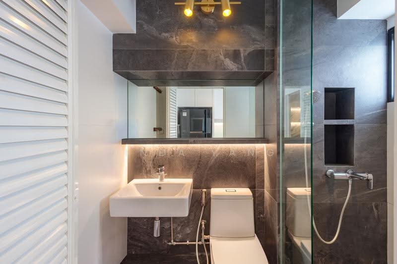 75A Redhill Road, 75A Redhill Road, Alexandra / Commonwealth, 3 Bedrooms, 1,076 sqft, HDB Flat For Sale, by Linda Yang, 500264351 - Bathroom - PropertyGuru.com.sg