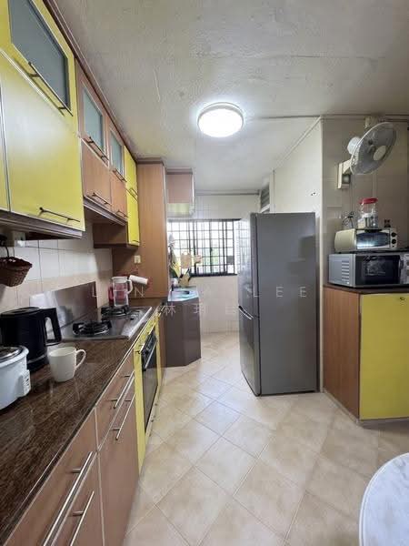 410 Jurong West Street 42, 410 Jurong West Street 42, Boon Lay / Jurong / Tuas, 3 Bedrooms, 1,615 sqft, HDB Flat For Sale, by Lin Sallee 林玥廷, 500264356 - Kitchen - PropertyGuru.com.sg