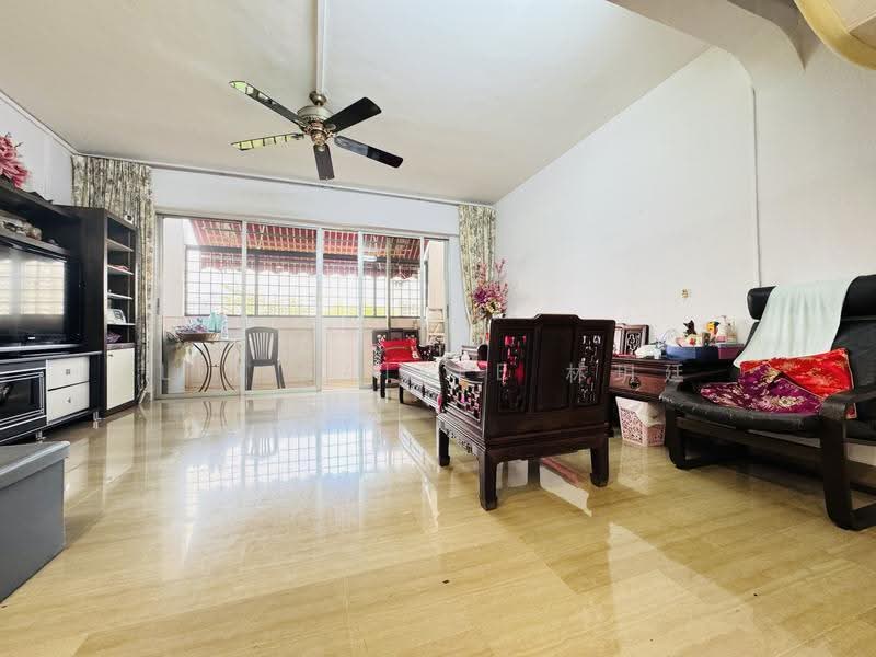 410 Jurong West Street 42, 410 Jurong West Street 42, Boon Lay / Jurong / Tuas, 3 Bedrooms, 1,615 sqft, HDB Flat For Sale, by Lin Sallee 林玥廷, 500264356 - Living Room - PropertyGuru.com.sg