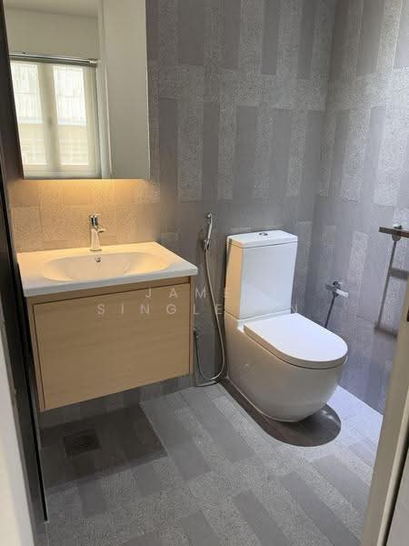 21 emerald hill, Emerald Hill, Orchard / River Valley, 4 Bedrooms, 2,877 sqft, Conservation House For Rent, by James Singleton, 500264364 - Bathroom - PropertyGuru.com.sg