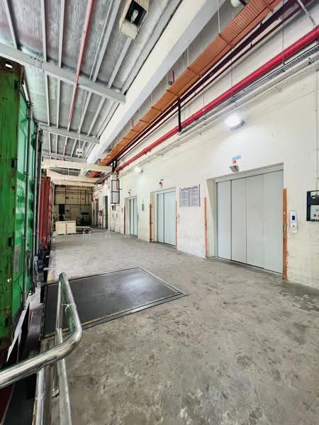 Quartz Industrial Building, 5 Upper Aljunied Link, Macpherson / Potong Pasir, 965 sqft, Light Industrial (B1) For Rent, by Mark Goh, 500264365 - Corridor - CommercialGuru.com.sg