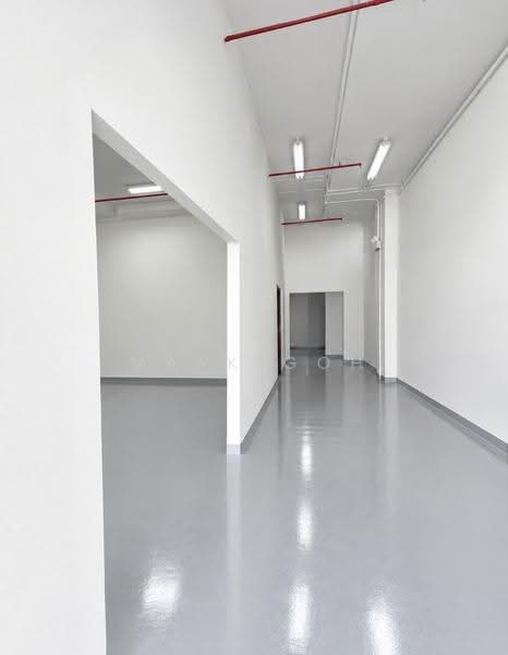 Quartz Industrial Building, 5 Upper Aljunied Link, Macpherson / Potong Pasir, 965 sqft, Light Industrial (B1) For Rent, by Mark Goh, 500264365 - Interior - CommercialGuru.com.sg