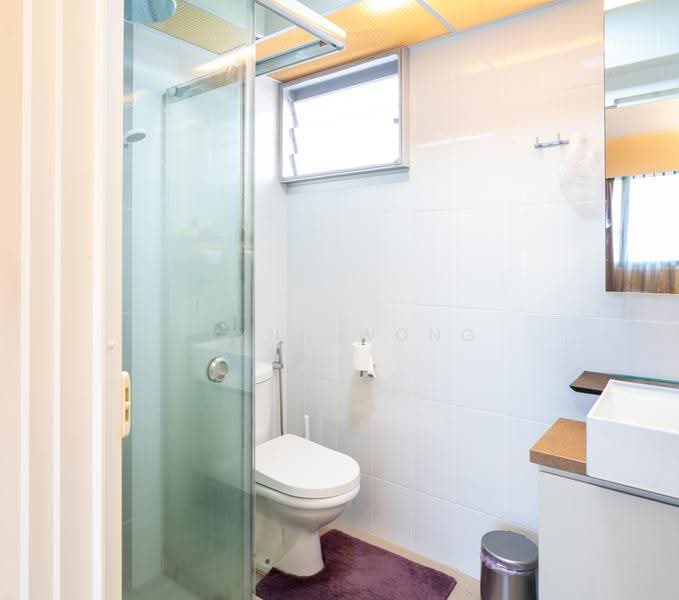 473C Upper Serangoon Crescent, 473C Upper Serangoon Crescent, Hougang / Punggol / Sengkang, 2 Bedrooms, 732 sqft, HDB Flat For Sale, by Flynn Wong, 500264368 - Bathroom - PropertyGuru.com.sg