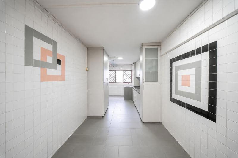 105 Bishan Street 12, 105 Bishan Street 12, Ang Mo Kio / Bishan / Thomson, 3 Bedrooms, 104 sqft, HDB Flat For Sale, by Rachel Tan, 500264376 - Corridor - PropertyGuru.com.sg