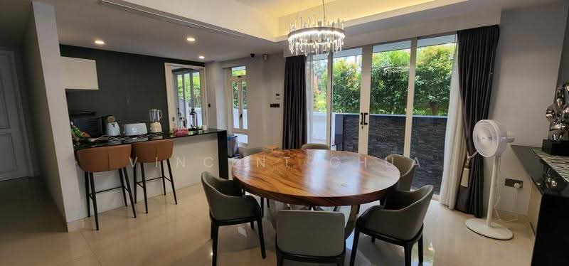 Homes at Eastwood Place, 8 Eastwood Place, Bedok / Upper East Coast, 6 Bedrooms, 5,000 sqft, Corner Terrace For Sale, by Vincent Chua, 500264381 - Dining Room - PropertyGuru.com.sg