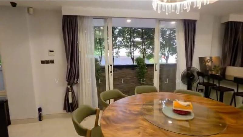 Homes at Eastwood Place, 8 Eastwood Place, Bedok / Upper East Coast, 6 Bedrooms, 5,000 sqft, Corner Terrace For Sale, by Vincent Chua, 500264381 - Dining Room - PropertyGuru.com.sg