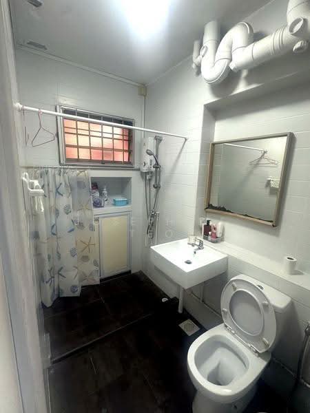 604 Elias Road, 604 Elias Road, Pasir Ris / Tampines, Room Rental, 126 sqft, HDB Flat For Rent, by Josephine Teo, 500264384 - Bathroom - PropertyGuru.com.sg