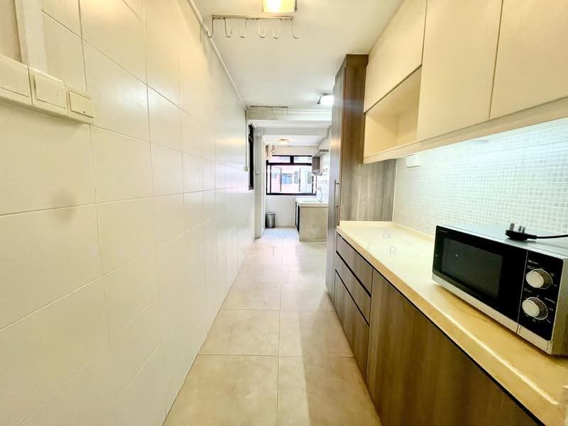 97 Commonwealth Crescent, 97 Commonwealth Crescent, Alexandra / Commonwealth, 2 Bedrooms, 731 sqft, HDB Flat For Sale, by KAYLA LIM, 500264393 - Kitchen - PropertyGuru.com.sg