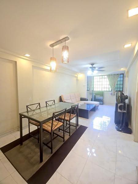 97 Commonwealth Crescent, 97 Commonwealth Crescent, Alexandra / Commonwealth, 2 Bedrooms, 731 sqft, HDB Flat For Sale, by KAYLA LIM, 500264393 - Living Room - PropertyGuru.com.sg