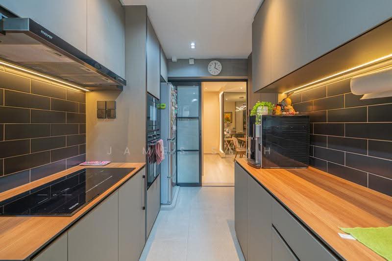 61C Strathmore Avenue, 61C Strathmore Avenue, Alexandra / Commonwealth, 3 Bedrooms, 1,001 sqft, HDB Flat For Sale, by James Seah, 500264402 - Kitchen - PropertyGuru.com.sg