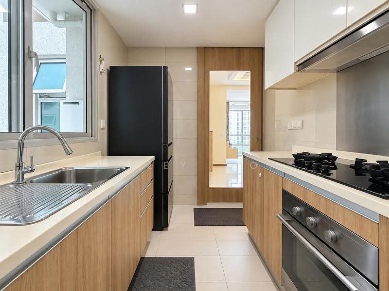 Caspian, 56 Lakeside Drive, Boon Lay / Jurong / Tuas, 2 Bedrooms, 872 sqft, Condominium For Sale, by Shirley Chong, 500264404 - Kitchen - PropertyGuru.com.sg