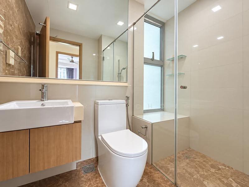 Caspian, 56 Lakeside Drive, Boon Lay / Jurong / Tuas, 2 Bedrooms, 872 sqft, Condominium For Sale, by Shirley Chong, 500264404 - Common Bathroom - PropertyGuru.com.sg
