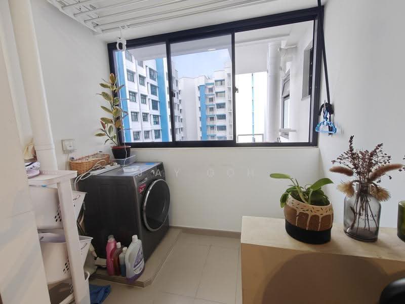 997B Buangkok Crescent, 997B Buangkok Crescent, Hougang / Punggol / Sengkang, 3 Bedrooms, 1,216 sqft, HDB Flat For Sale, by Jay Goh, 500264411 - Balcony - PropertyGuru.com.sg