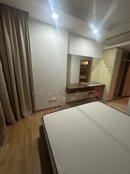 The Levelz, 38 Farrer Road, Tanglin / Holland / Bukit Timah, 3 Bedrooms, 1,334 sqft, Condominium For Sale, by Louis Dai 戴来兴, 500264413 - Master Bedroom - PropertyGuru.com.sg