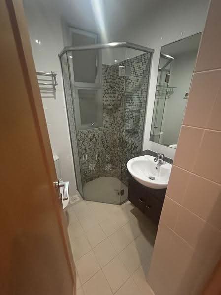 The Levelz, 38 Farrer Road, Tanglin / Holland / Bukit Timah, 3 Bedrooms, 1,334 sqft, Condominium For Sale, by Louis Dai 戴来兴, 500264413 - Common Bathroom - PropertyGuru.com.sg