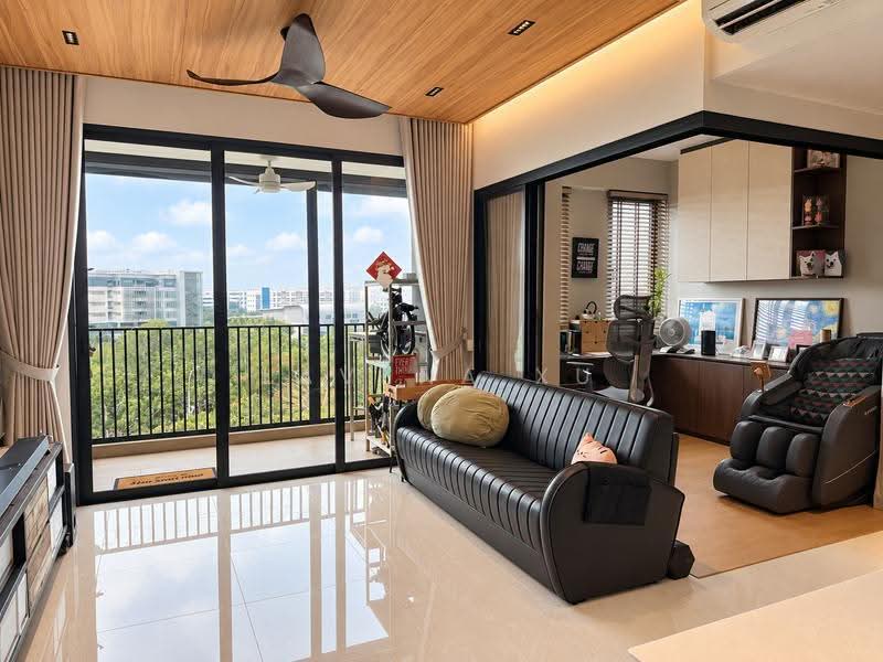 Treasure at Tampines, 49 Tampines Lane, Pasir Ris / Tampines, 3 Bedrooms, 1,033 sqft, Condominium For Sale, by Lavena Xu, 500264414 - PropertyGuru.com.sg