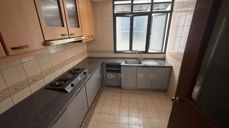 Regentville, 2 Hougang Street 92, Hougang / Punggol / Sengkang, 3 Bedrooms, 1,076 sqft, Condominium For Sale, by Gibson Ho, 500264419 - Kitchen - PropertyGuru.com.sg