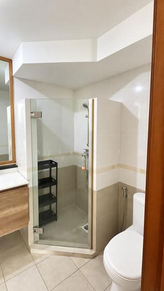 The Floravale, 218 Westwood Avenue, Boon Lay / Jurong / Tuas, 5 Bedrooms, 1,227 sqft, Condominium For Sale, by Alexander Au, 500264443 - Bathroom - PropertyGuru.com.sg