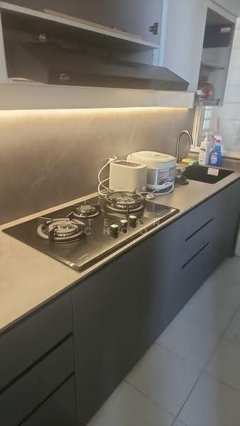 The Esparis, 7 Pasir Ris Drive 4, Pasir Ris / Tampines, Room Rental, 130 sqft, Condominium For Rent, by Steven Choo, 500264454 - Kitchen - PropertyGuru.com.sg