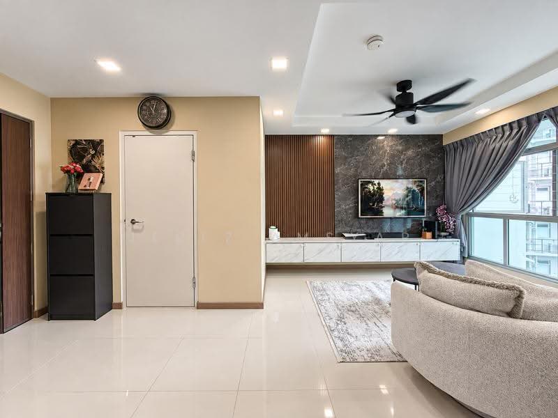 422A Northshore Drive, 422A Northshore Drive, Hougang / Punggol / Sengkang, 3 Bedrooms, 1,001 sqft, HDB Flat For Sale, by Jerez Amsyar, 500264459 - Living Room - PropertyGuru.com.sg