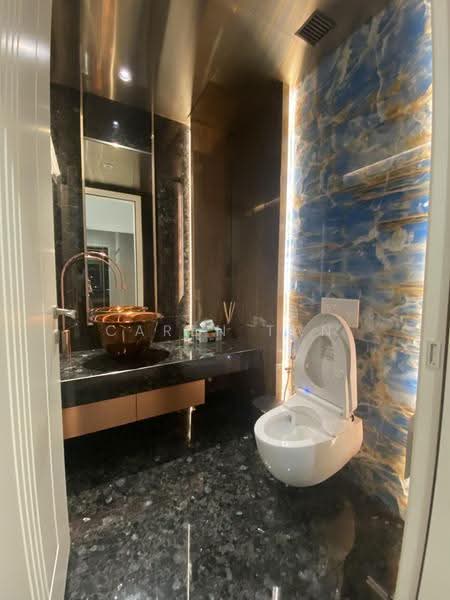 Sentosa Cove, Paradise Island, Harbourfront / Telok Blangah, 6 Bedrooms, 11,500 sqft, Detached House For Sale, by Caren Tan, 500264465 - Bathroom - PropertyGuru.com.sg