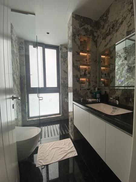 Sentosa Cove, Paradise Island, Harbourfront / Telok Blangah, 6 Bedrooms, 11,500 sqft, Detached House For Sale, by Caren Tan, 500264465 - Bathroom - PropertyGuru.com.sg