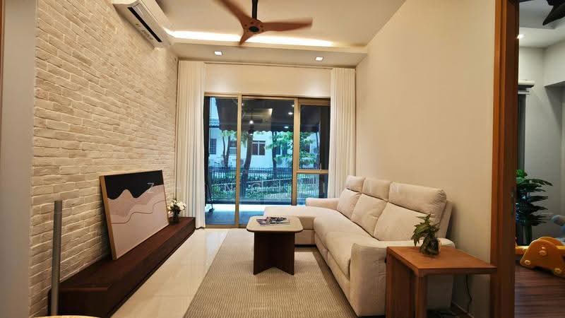 Terrasse, 23 Terrasse Lane, Hougang / Punggol / Sengkang, 2 Bedrooms, 807 sqft, Condominium For Rent, by Zheng Libin, 500264472 - Living Room - PropertyGuru.com.sg