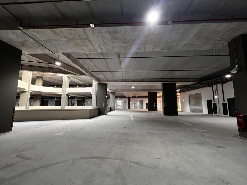 Tampines Connection, 2 Tampines North Drive 4, Pasir Ris / Tampines, 2,045 sqft, Factory / Workshop (B2) For Rent, by Ezline Lee, 500264476 - Car Park - CommercialGuru.com.sg