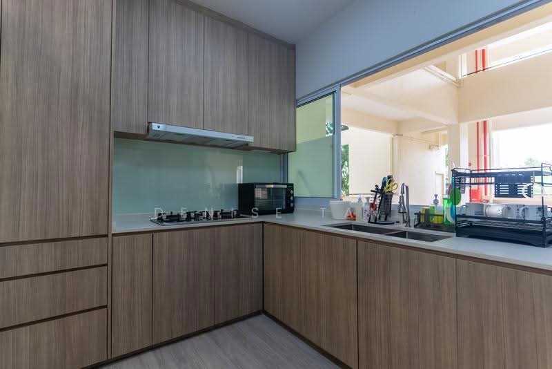 Hillcrest Arcadia, 261 Arcadia Road, Newton / Novena, 1 Bedroom, 700 sqft, Condominium For Sale, by Denise Tan, 500264480 - Kitchen - PropertyGuru.com.sg