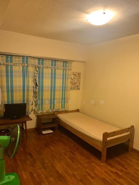 304 Hougang Avenue 5, 304 Hougang Avenue 5, Hougang / Punggol / Sengkang, 2 Bedrooms, 796 sqft, HDB Flat For Rent, by Jessie Low, 500264484 - Bedroom - PropertyGuru.com.sg