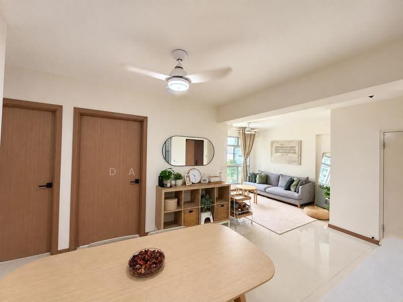 421B Northshore Drive, 421B Northshore Drive, 3 Bedrooms, 1,001 sqft, HDB Flat For Sale, by David Chun, 500264495 - Living Room - PropertyGuru.com.sg