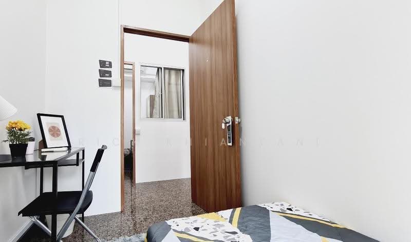 Oleanas Residences, 42 Kim Yam Road, Orchard / River Valley, 1 Bedroom, 110 sqft, Condominium For Rent, by Rick Khiantani, 500264511 - Bedroom - PropertyGuru.com.sg