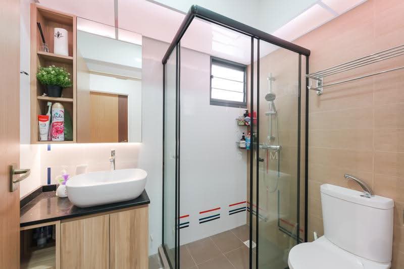 445B Clementi Avenue 3, 445B Clementi Avenue 3, Buona Vista / West Coast / Clementi New Town, 3 Bedrooms, 1,001 sqft, HDB Flat For Sale, by Samuel Sim, 500264525 - Bathroom - PropertyGuru.com.sg