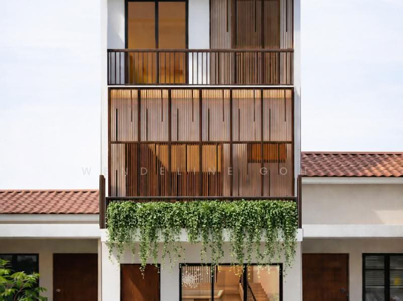 Opera Estate, Jalan Bangsawan, East Coast / Marine Parade, 6 Bedrooms, 3,000 sqft, Terraced House For Sale, by Wendeline Goh, 500264532 - Exterior - PropertyGuru.com.sg