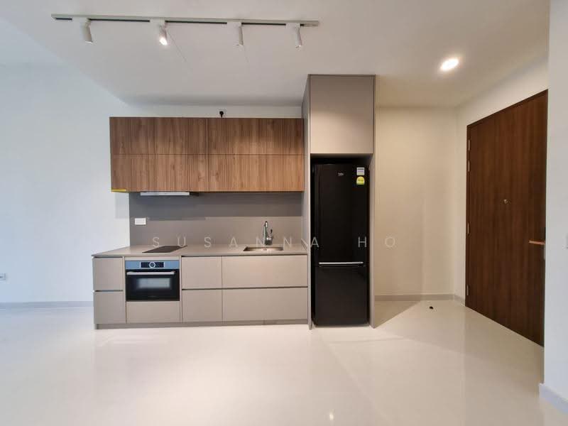 Parksuites, 18 Holland Grove Road, Tanglin / Holland / Bukit Timah, 2 Bedrooms, 872 sqft, Condominium For Sale, by Susanna Ho, 500264544 - PropertyGuru.com.sg