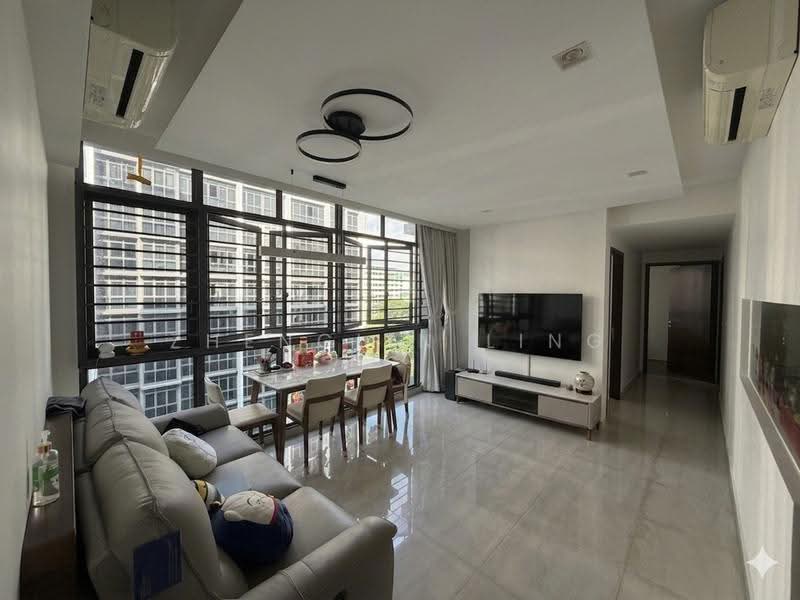 Symphony Suites, 13 Yishun Close, Sembawang / Yishun, Room Rental, 105 sqft, Condominium For Rent, by Zhenglin Ling, 500264546 - Living Room - PropertyGuru.com.sg