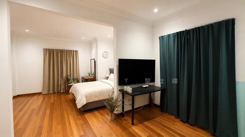 Rare Move In Condition Detached House Near Greenwich V, Seletar / Yio Chu Kang, 7 Bedrooms, 7,733 sqft, Detached House For Sale, by Jay Loy 黎仕緯, 500264552 - Bedroom - PropertyGuru.com.sg