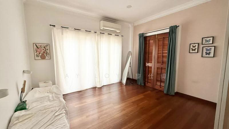 Rare Move In Condition Detached House Near Greenwich V, Seletar / Yio Chu Kang, 7 Bedrooms, 7,733 sqft, Detached House For Sale, by Jay Loy 黎仕緯, 500264552 - Bedroom - PropertyGuru.com.sg