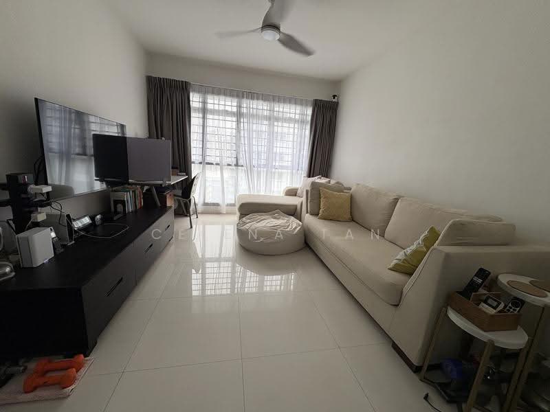 654B Jurong West Street 61, 654B Jurong West Street 61, Boon Lay / Jurong / Tuas, 3 Bedrooms, 1,184 sqft, HDB Flat For Sale, by Celena Tan, 500264555 - Living Room - PropertyGuru.com.sg