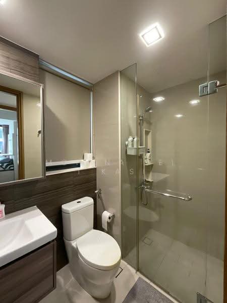 Coco Palms, 21 Pasir Ris Grove, Pasir Ris / Tampines, 3 Bedrooms, 904 sqft, Condominium For Rent, by Mohana Vel T Kasi, 500264558 - Bathroom - PropertyGuru.com.sg
