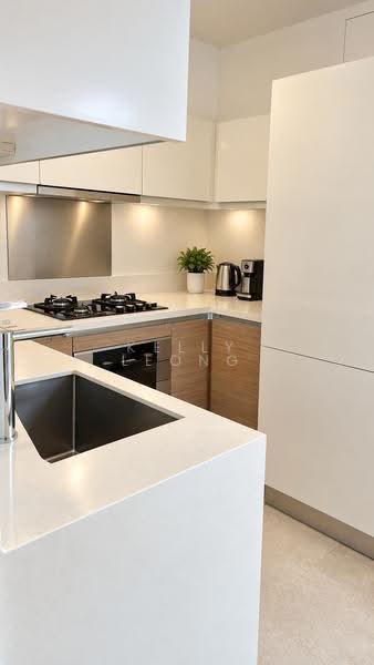 Marina Bay Residences, 18 Marina Boulevard, Boat Quay / Raffles Place / Marina, 1 Bedroom, 753 sqft, Condominium For Sale, by Kelly Leong, 500264565 - Kitchen - PropertyGuru.com.sg