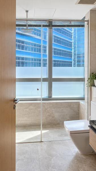 Marina Bay Residences, 18 Marina Boulevard, Boat Quay / Raffles Place / Marina, 1 Bedroom, 753 sqft, Condominium For Sale, by Kelly Leong, 500264565 - Bathroom - PropertyGuru.com.sg